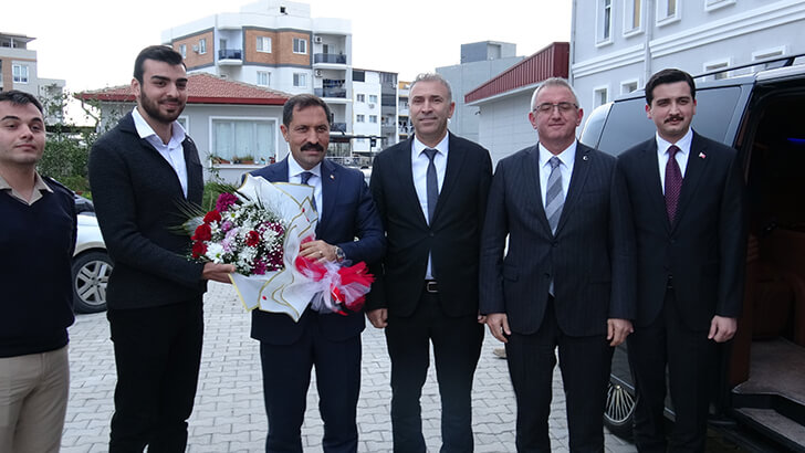 Vali Masatlı İskenderun’da Öğrencilerle İftar Yaptı!