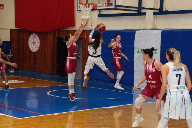 HATAY BÜYÜKŞEHİR BELEDİYESPOR’DAN ÖNEMLİ GALİBİYET