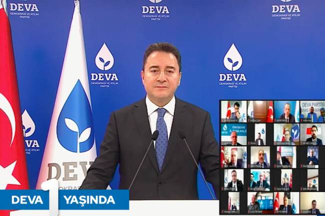 DEVA PARTİSİ KURULUŞUNUN BİRİNCİ YILINDA MUHALEFETİN YÜKSELEN GÜCÜ OLDU