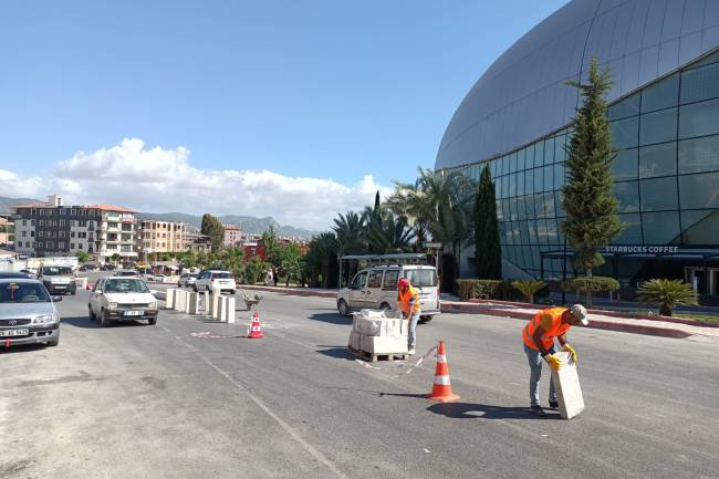 ŞÜKRÜ BALCI CADDESİ YENİ GÖRÜNÜMÜNE KAVUŞUYOR