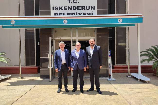 KIRIKHAN BELEDİYE BAŞKANI YAVUZ BAŞKAN FATİH TOSYALI’YI ZİYARET ETTİ