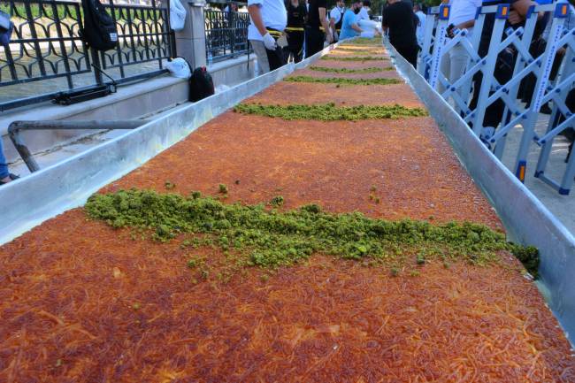 HBB’DEN 82. YILA ÖZEL 82 METRELİK KÜNEFE