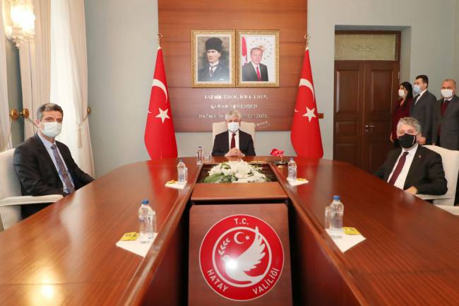 YAVUZ; “KIRIKHAN BİLİM SANAT VE KÜLTÜR MERKEZİ İÇİN MİLLETVEKİLİMİZ HÜSEYİN  YAYMAN VEVALİMİZ RAHMİ DOĞAN’A TEŞEKKÜRLER”