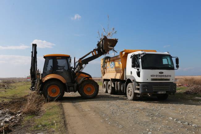 MİLLEYHA MOLOZ ZULMÜNDEN KURTARILDI HBB KUŞLARIN DOĞAL YAŞAM ALANLARINA SAHİP ÇIKIYOR