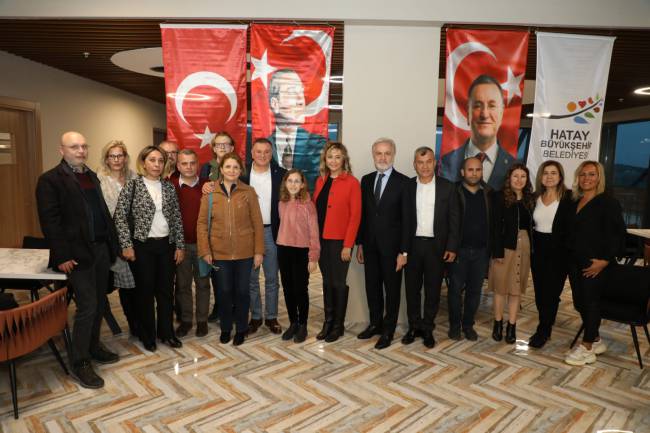 BRİÇ DÜNYASI HATAY’DA BULUŞTU EXPO HATAY’DA BRİÇ FIRTINASI ESTİ  HATAY, ÇUKUROVA İKİLİ BRİÇ TURNUVASI’NA EV SAHİPLİĞİ YAPTI