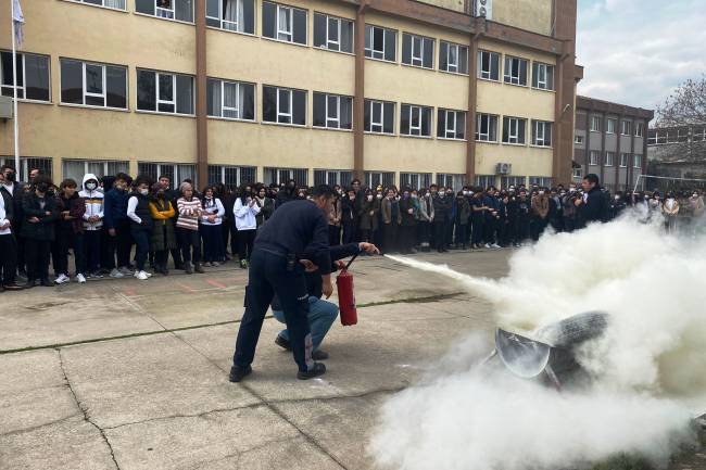 BÜYÜKŞEHİR FARKINDALIK YARATIYOR