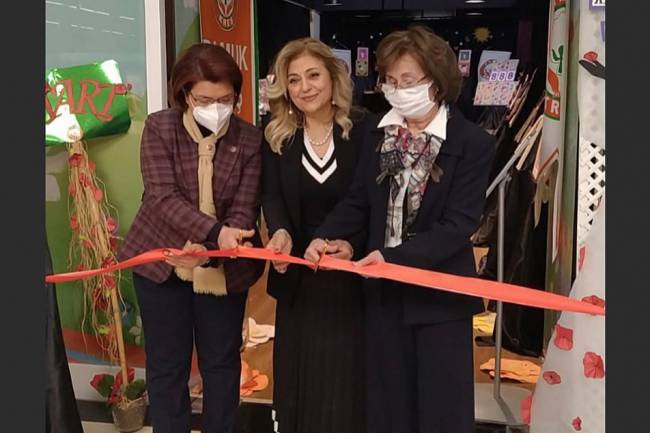 Pamuk Kreştin 8 Mart Dünya Kadınlar Günü Sergisi Yoğun İlgi Gördü