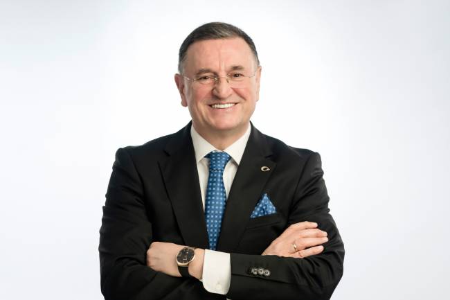 1 NİSAN’DA HATAY’A, EXPO’YA, BARIŞA MERHABA BAHARIN COŞKUSU EXPO 2021 HATAY İLE YAŞANACAK LÜTFÜ SAVAŞ BEYAZ ÖRTÜ EŞLİĞİNDE HERKESİ EXPO’YA DAVET ETTİ