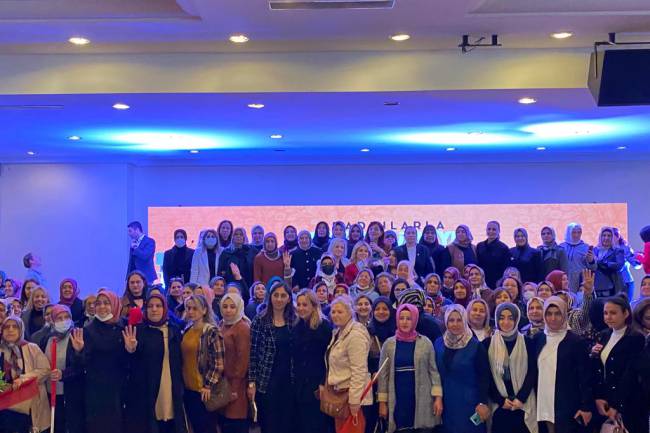  ‘Kadın Emeği Türkiye’nin İstikbali" toplantısı Hatay’da yapıldı ERONAT: BÜYÜK TÜRKİYE HAMLESİ KADIN OLMADAN OLMUYOR