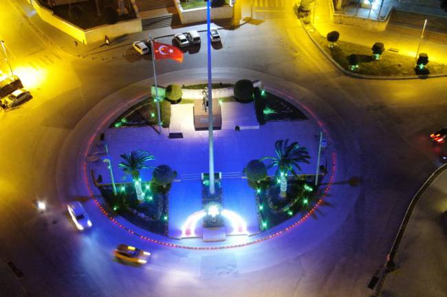 HATAY’IN IŞIKLARI MAVİ KIRMIZI