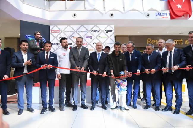 Ulaştırma ve Altyapı Bakanımız Adil Karaismailoğlu, Motobike İstanbul 2022 Fuarı açılış törenine katıldı