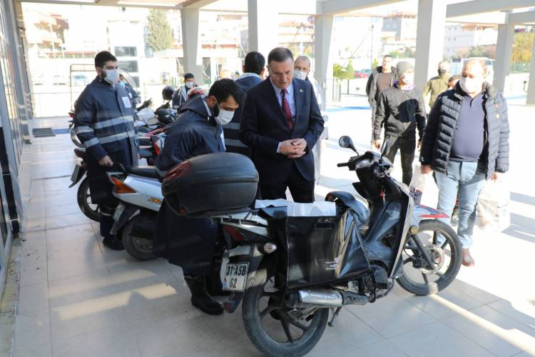 HBB SOĞUK KIŞ GÜNLERİNDE BASIN EMEKÇİLERİNİ UNUTMADI HBB’DEN BASIN EMEKÇİLERİNE ANLAMLI HEDİYE