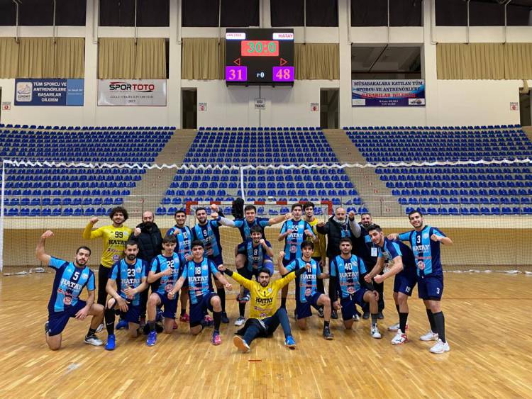 MAVİ-BEYAZLILAR VAN DEPLASMANINDAN MUTLU DÖNÜYOR