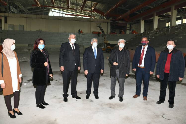 YENİ HATAY STADYUMUNDA ÇALIŞMALAR TAM HIZ SÜRÜYOR BAŞKAN YILMAZ; “ YAPIM AŞAMALARINDA SONA GELİNEN  YENİ HATAY STADYUMU ŞEHRİMİZE HAYIRLI OLSUN.”