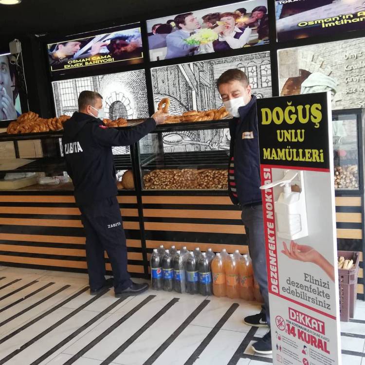 İSKENDERUN BELEDİYESİ ZABITASI KISITLAMA GÜNLERİNDE DE GÖREVDE