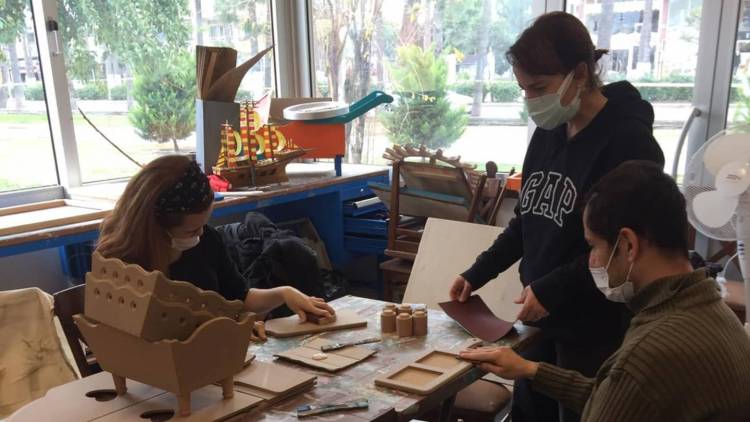 İSKENDERUN BELEDİYESİ KÜLTÜR VE SANAT KURSLARI  PANDEMİ TEDBİRLERİ ÇERÇEVESİNDE BAŞLADI