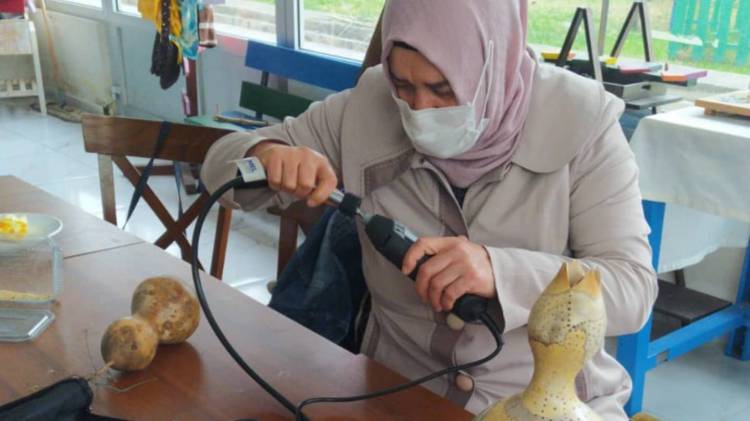 İSKENDERUN BELEDİYESİ KÜLTÜR VE SANAT KURSLARI  PANDEMİ TEDBİRLERİ ÇERÇEVESİNDE BAŞLADI