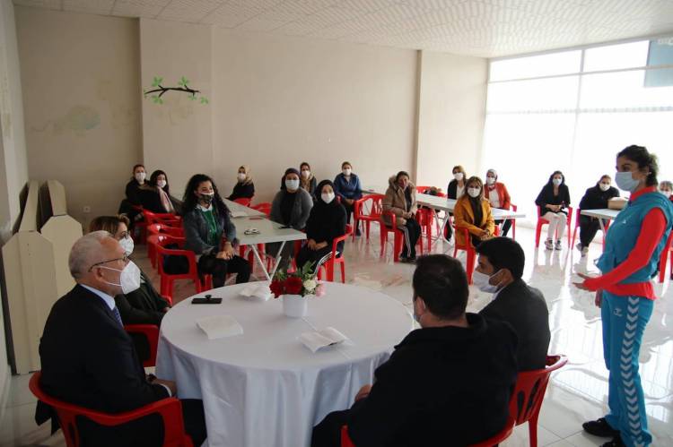 BAŞKAN TOSYALI:KURSLARIMIZ,PANDEMİ KURALLARI ÇERÇEVESİNDE DEVAM EDİYOR