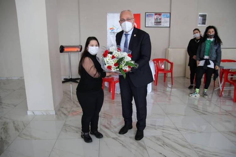 BAŞKAN TOSYALI:KURSLARIMIZ,PANDEMİ KURALLARI ÇERÇEVESİNDE DEVAM EDİYOR