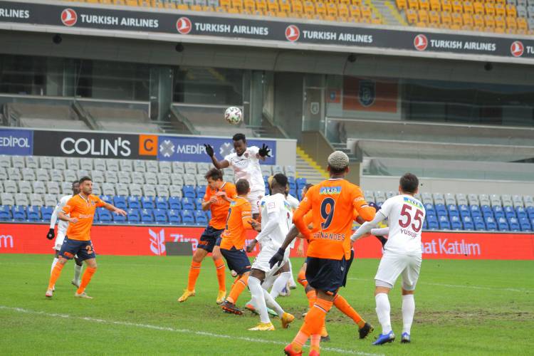 SAVAŞ: “BU BAŞARI 5 YILLIK EMEĞİN ÜRÜNÜ” “GALİBİYETİ MERHUM MUSTAFA SAYIN BAŞKANIMIZA İTHAF EDİYORUM” ATAKAŞ HATAYSPOR YILDIZ GİBİ PARLIYOR