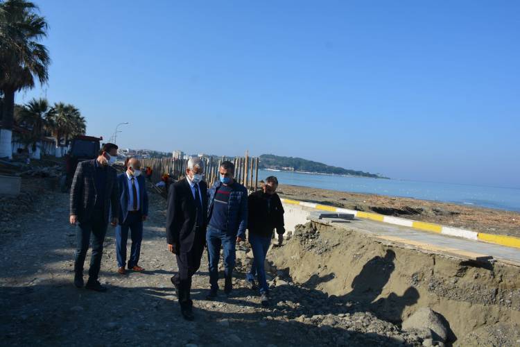 “ARSUZ SAHİL YÜRÜYÜŞ YOLU” TADİLAT ÇALIŞMALARI DEVAM EDİYOR