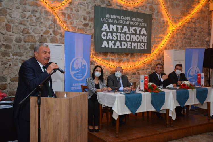ANTAKYA GASTRONOMİ AKADEMİSİ İÇİN İMZALAR ATILDI 