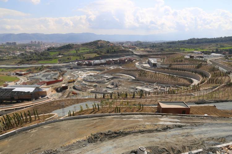 HATAY’IN ÜRETKEN KADINLARI EXPO SERALARINI ZİYARET ETTİ