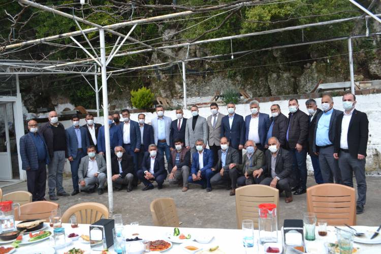 Batıayaz’da bugün muhtarlarla bir araya geldik.