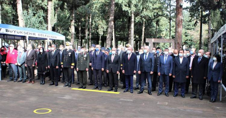 ŞEHİTLERİMİZİN MANEVİ HUZURUNDAYIZ