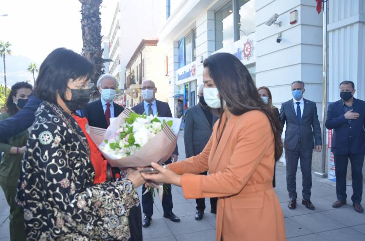 AB Türkiye Delegasyonu Başkanı Büyükelçi Nikolaus Meyer-Landrut ve  Beraberindeki Heyet İTSO’yu Ziyaret Etti.