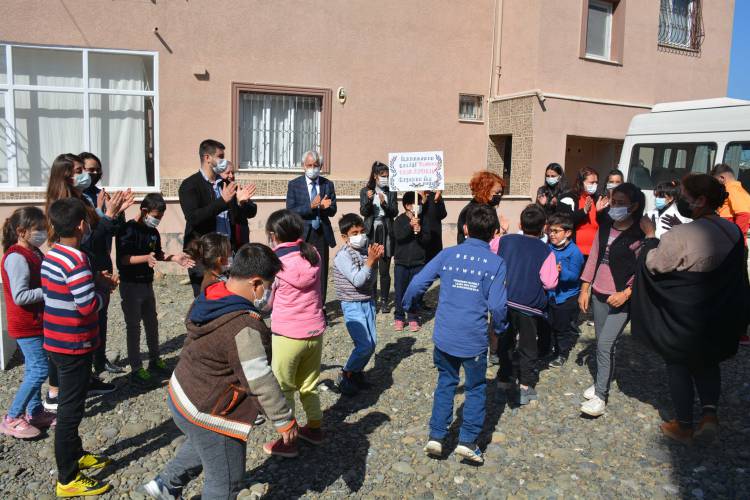 GÖKMEYDAN ÖZEL EĞİTİM VE REHABİLİTASYON MERKEZİ’NDEN “YUMURTA  BAYRAMI” ETKİNLİĞİ