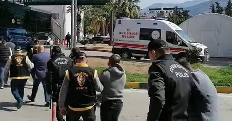Hatay 'da yakalama kararı bulunan 9 kişiden 7'si tutuklandı. 