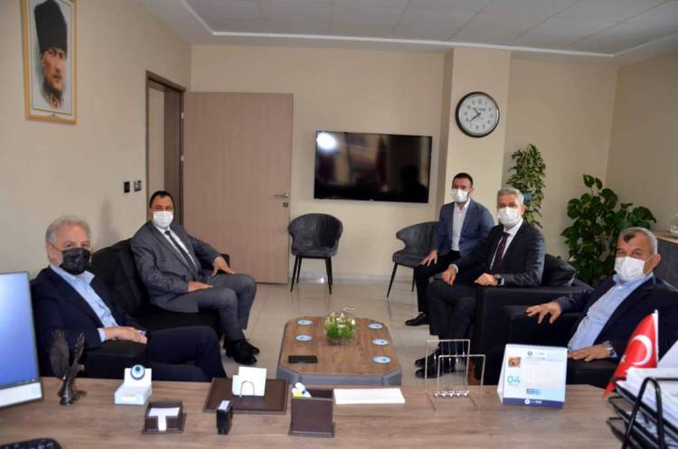 İTSO’dan Batıgöz Cerrahi Tıp Merkezine Nezaket Ziyareti