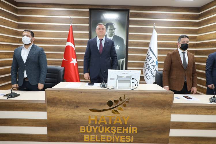 HBB MECLİSİ TOPLANDI BAŞKAN SAVAŞ MECLİS TOPLANTISINDA AK PARTİ HÜKÜMETLERİNİN SATTIĞI  DEVLET KURUMLARININ LİSTESİNİ AÇIKLADI SAVAŞ AK PARTİ'NİN SATTIĞI YAKLAŞIK 200 KURUMUN İSİMLERİNİ TEK TEK SAYDI