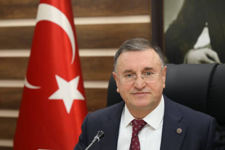 SAVAŞ: TAŞTAN SES GELİYOR AMA BAKANLIKLARDAN SES GELMİYOR HBB BAŞKANI SAVAŞ: BİZ DE TÜRKİYE CUMHURİYETİ BELEDİYESİYİZ  LÜTFÜ SAVAŞ: CUMHUR İTTİFAKININ HBB MECLİSİNDEKİ TUTUMUNU HATAY HALKI  İLE PAYLAŞACAĞIM