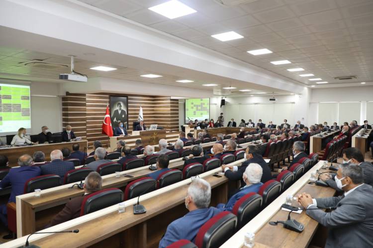 SAVAŞ: TAŞTAN SES GELİYOR AMA BAKANLIKLARDAN SES GELMİYOR HBB BAŞKANI SAVAŞ: BİZ DE TÜRKİYE CUMHURİYETİ BELEDİYESİYİZ  LÜTFÜ SAVAŞ: CUMHUR İTTİFAKININ HBB MECLİSİNDEKİ TUTUMUNU HATAY HALKI  İLE PAYLAŞACAĞIM