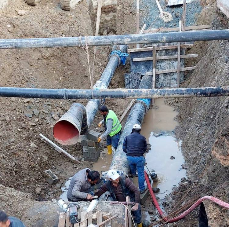 10 BİN TONLUK DEPODA BAĞLANTILAR TAMAMLANDI