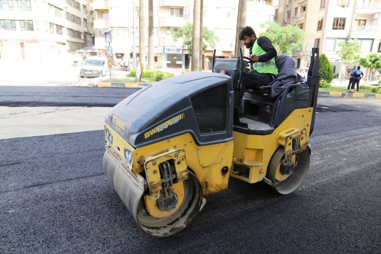 HBB’DEN YOL YENİLEME SEFERBERLİĞİ ANTAKYA’NIN YOLLARI HBB İLE YENİLENDİ