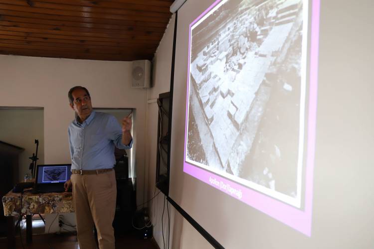 ANTAKYA KENT MEYDANI YARIŞMASI İÇİN GERİ SAYIM BAŞLADI BAŞKAN SAVAŞ JÜRİ ÜYELERİ İLE ANTAKYA’DA BİR ARAYA GELDI HBB ŞEHRİN DEĞERLERİNE SAHİP ÇIKIYOR