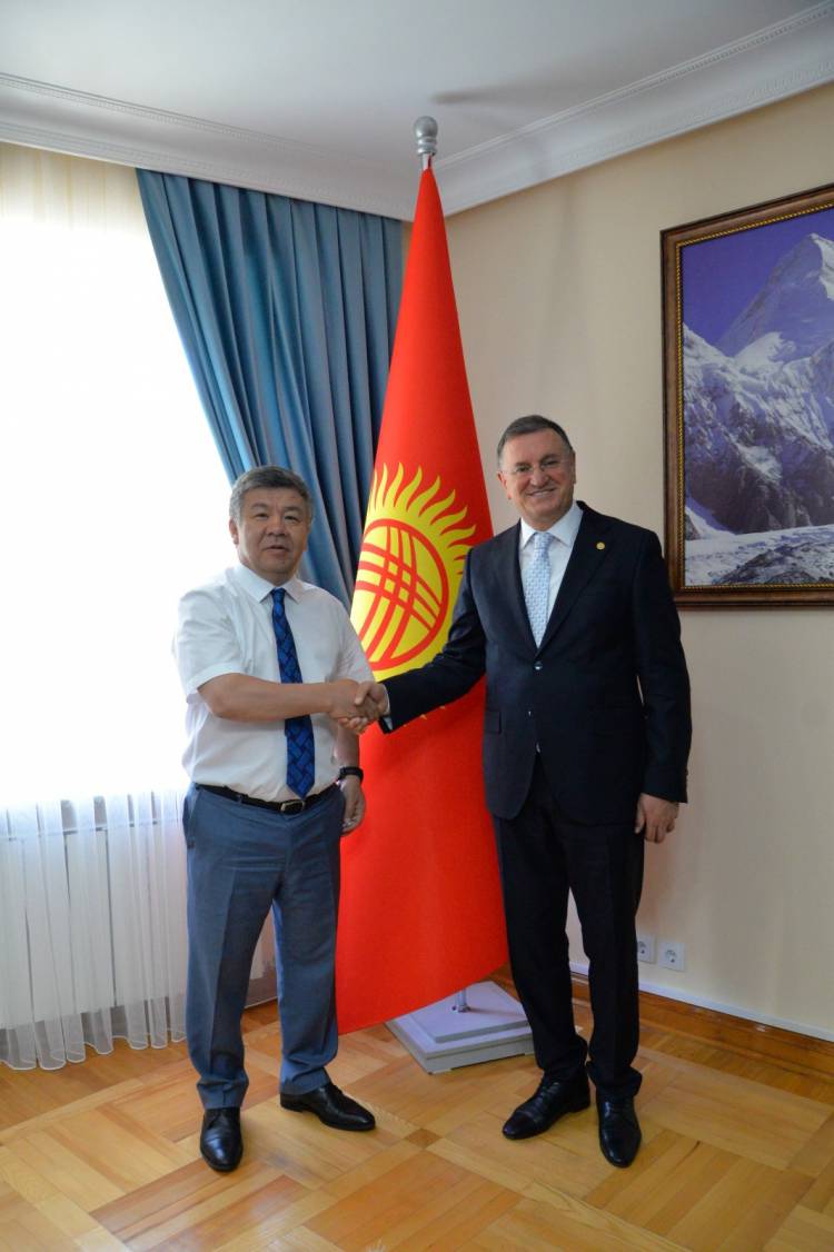 HATAY-KIRGIZİSTAN İLİŞKİLERİNDE LÜTFÜ SAVAŞ ATAĞI HATAY’IN KARDEŞ ŞEHİRLERİNE BİR YENİSİ DAHA EKLENİYOR