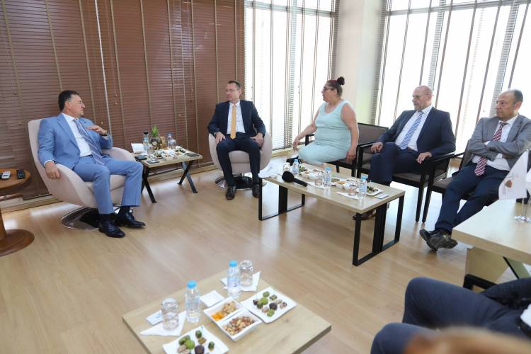 ALMANYA EXPO 2021 HATAY’A KATILIYOR KARDEŞ ŞEHİRLER AALEN VE HATAY’DAN EXPO İÇİN ANLAMLI İMZA HBB BAŞKANI SAVAŞ: AALEN HEM İYİ HEM KÖTÜ GÜNÜMÜZDE YANIMIZDA OLDU SAVAŞ: EXPO GÜZEL BAŞLAYACAK, GÜZEL DEVAM EDECEK VE MÜTHİŞ ŞEKİLDE  SONLANACAK