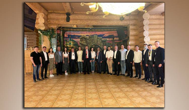 İTSO Başkanı Yılmaz, TOBB Heyeti ile Birlikte Kazak İş İnsanları ile Buluştu