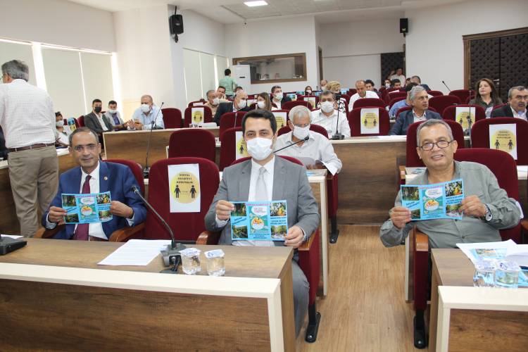 HBB MECLİS ÜYELERİ ALÇI VE GRAFİT OCAĞINA KARŞI PANKART ASTI BROŞÜR DAĞITTI