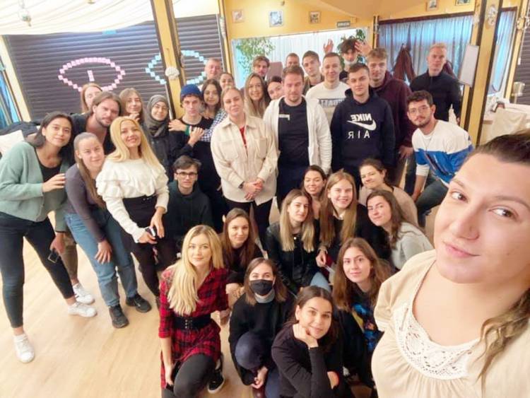 Belen Kaymakamlığını Temsilen 6 Gencimiz Erasmus+ Projesi kapsamında  Romanya’dan Döndü