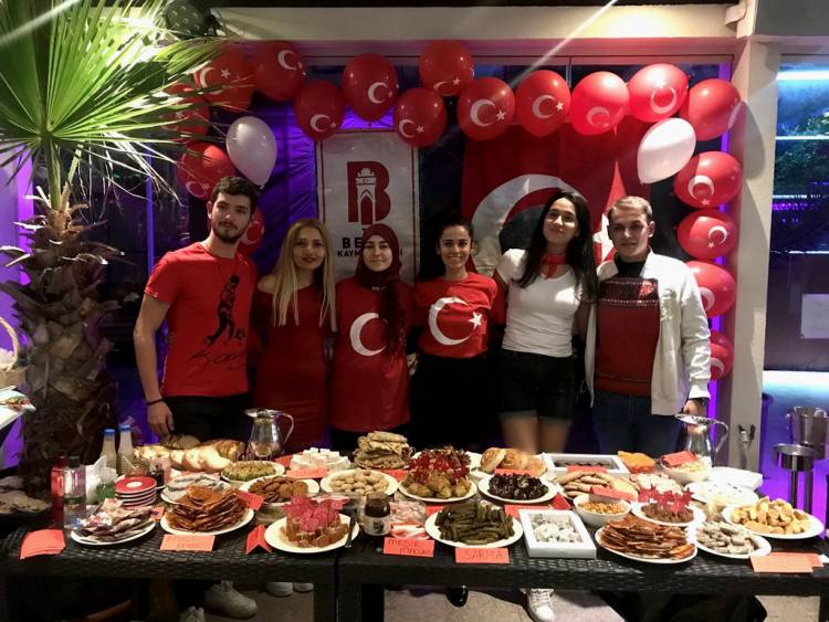 Belen Kaymakamlığını Temsilen 6 Gencimiz Erasmus+ Projesi kapsamında  Romanya’dan Döndü