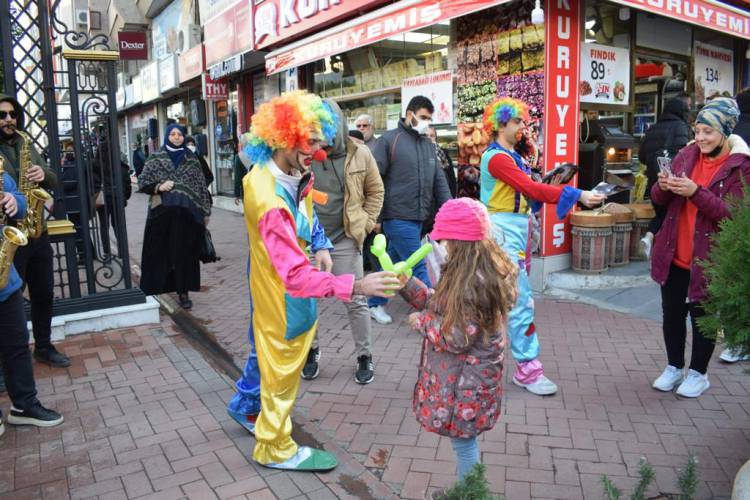 İSKENDERUN VE ARSUZ’DA EXPO’21 HATAY KORTEJİ EXPO’21 HATAY TANITIM KORTEJİ SOKAKLARA RENK KATTI