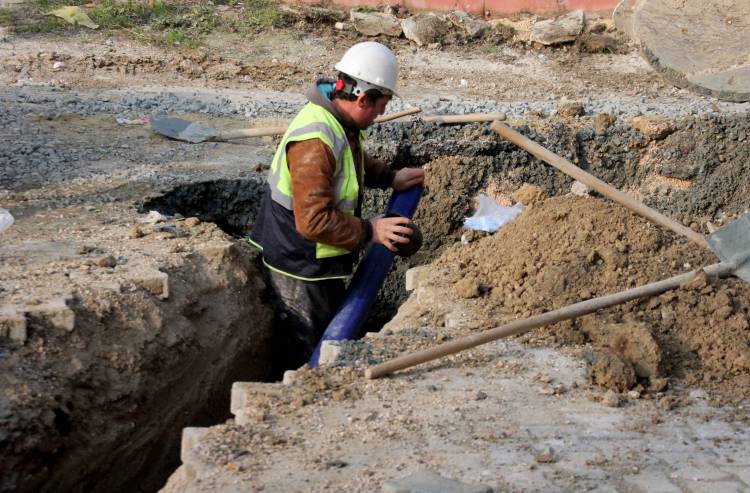 122 KM İÇME SUYU ŞEBEKESİ YENİLENDİ