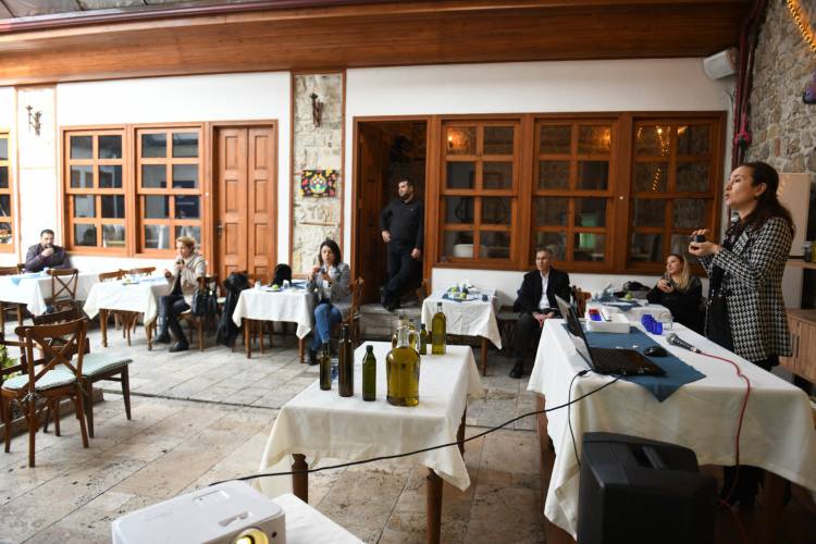 ZEYTİNYAĞI OKURYAZARLIĞI VE TADIM EĞİTİMİ PROJESİ BAŞLADI