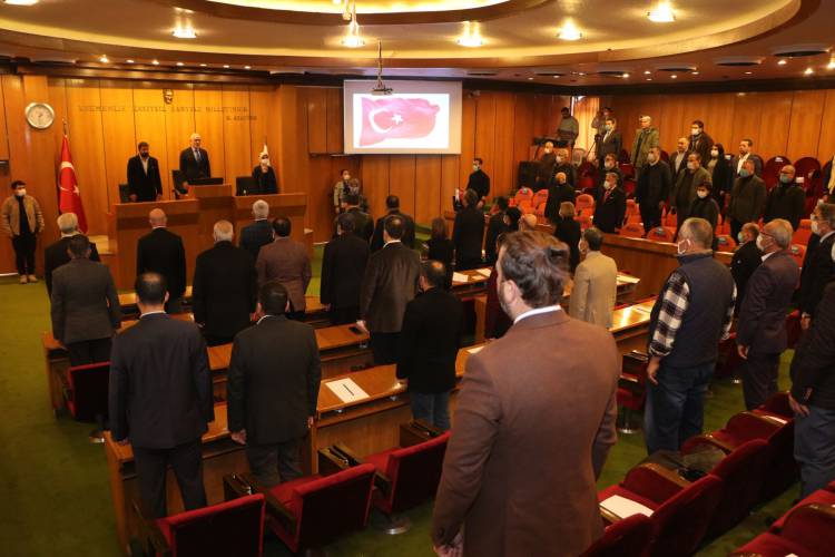 İSKENDERUN BELEDİYE MECLİSİ TOPLANDI İskenderun Belediye Meclisi gündeminde bulunan konuları görüşmek üzere Belediye Meclis Salonunda toplandı.