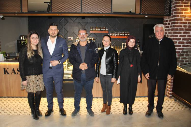 MOD LOBBY CAFE KÜTÜPHANE AÇILDI